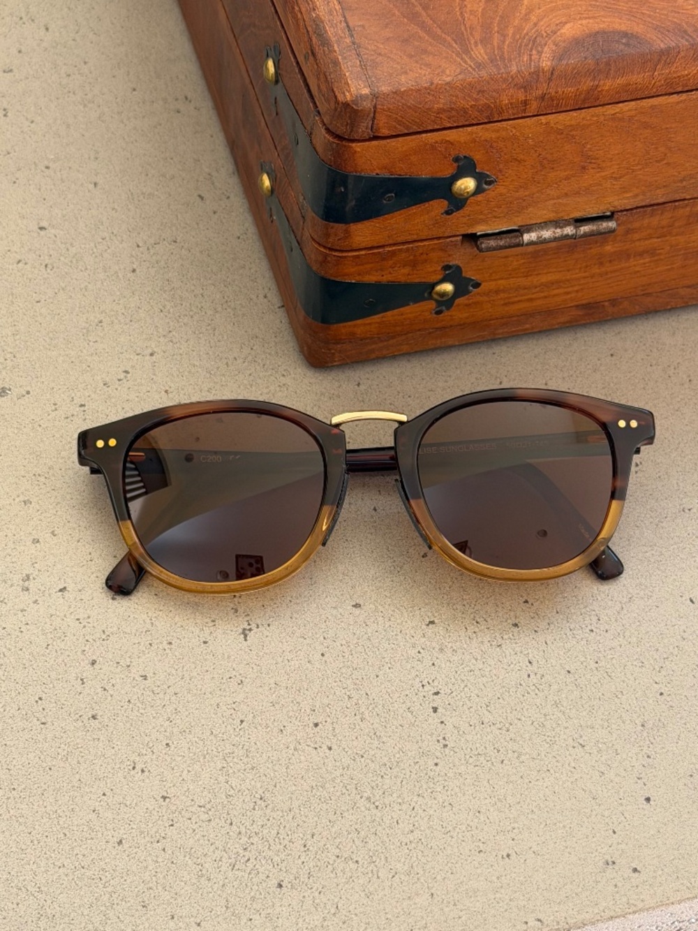 J. Mclaughlin Polarized Sunglasses Annalise Classic Style